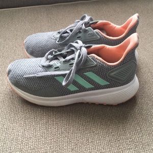 Adidas toddler girls tennis shoes size 13